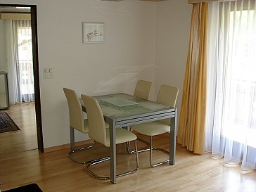 Ferienwohnung in Saas-Almagell - Saphir Diamond Essbereich