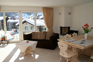 Ferienwohnung in Klosters - Wohnzimmer