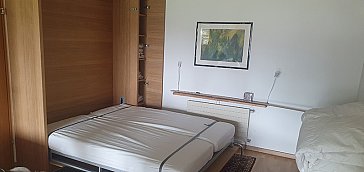 Ferienwohnung in St. Moritz - Klappbett (hinterer Teil des Wohnzimmers)