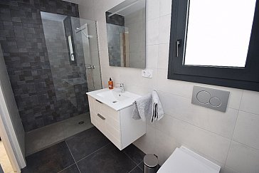 Ferienhaus in Ampuriabrava - Bad en Suite mit ebenerdige Dusche