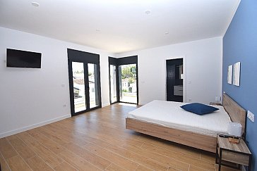 Ferienhaus in Ampuriabrava - Suite mit Doppelbett (2xMatratzen je 90x200 cm)