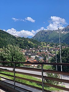 Ferienwohnung in Klosters - Blick Richtung Klosters