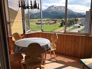 Ferienwohnung in Samedan - Balkon