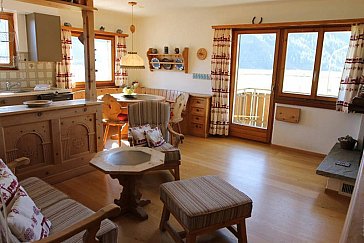 Ferienwohnung in Samedan - Wohnzimmer