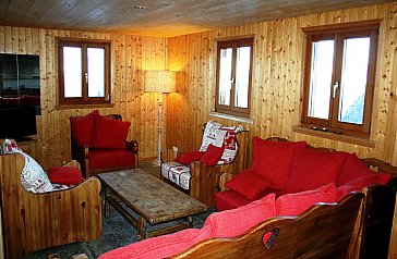 Ferienwohnung in Blatten-Belalp - Gemütlicher Wohnbereich