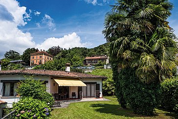 Ferienhaus in Curio - Garten auf 2 Ebenen