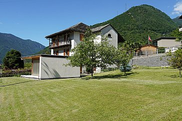 Ferienhaus in Grono - Casa Calanca mit grossem Garten