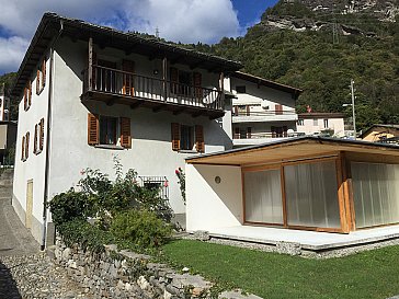 Ferienhaus in Grono - Casa Calanca mit Gartenhaus/Pavillon