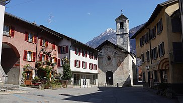 Ferienhaus in Grono - Grono Zentrum mit Chiesa San Rocco e San Sebastian